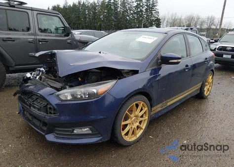 2017 Ford Focus St from USA, damaged, VIN 1FADP3L96HL206528